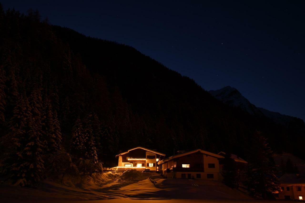 Haus Hubertus Apartman Sankt Leonhard im Pitztal Kültér fotó